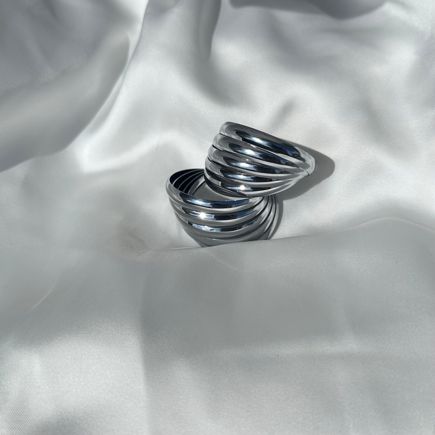 Orecchini cerchio Grandi Multifilo Silver