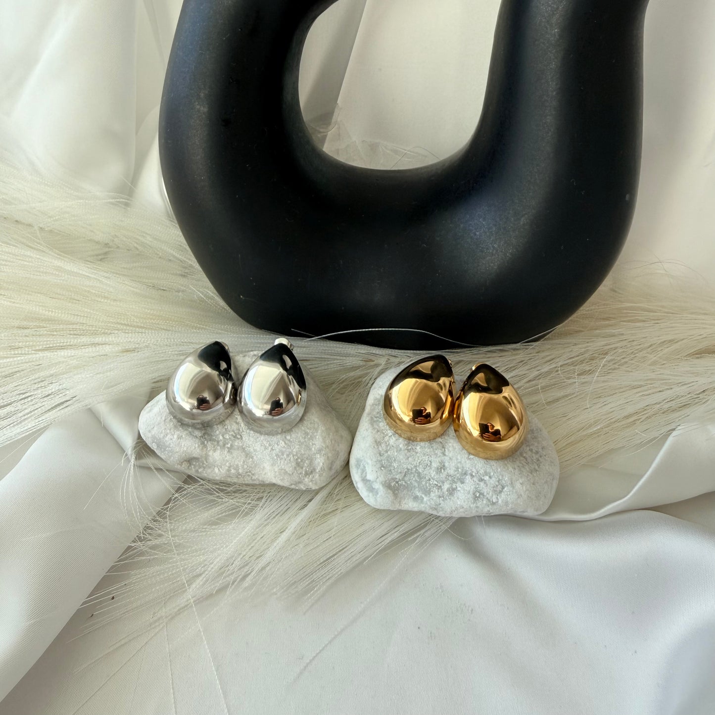 Orecchini Goccia Riflesso:L'essenza della tua Eleganza