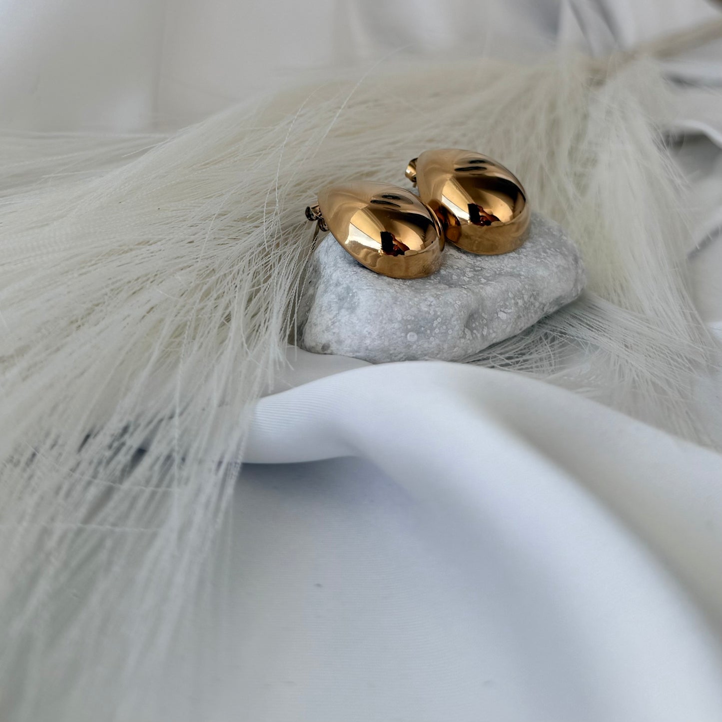 Orecchini Goccia Riflesso:L'essenza della tua Eleganza