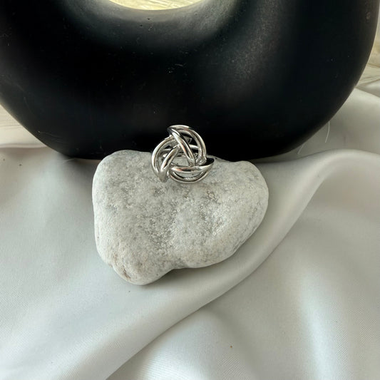 Anello intrecciato 3D – Nodo Eterno