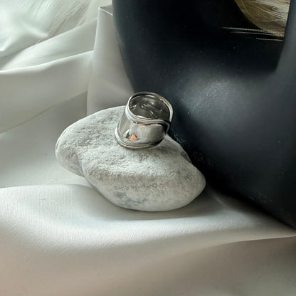 Anello “Ondulata”: Il ritmo dell’anima