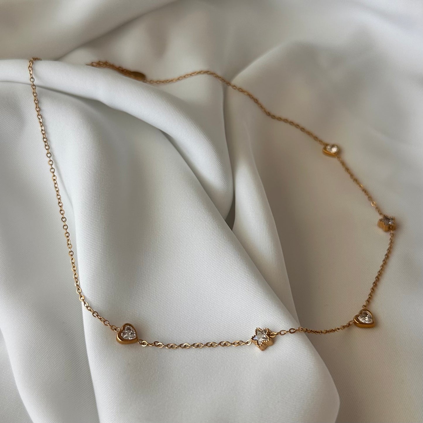 Collana "Cuore di Stelle" - Un gioiello che racconta la tua storia