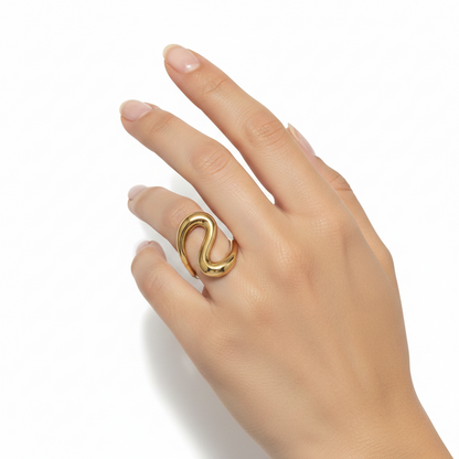Anello Scultura: Simbolo di Forza e Rinascita Interiore
