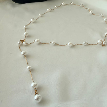 Collana "Perle Infinite": Un filo di bellezza Eterna