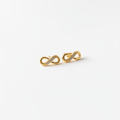 infinito: Collana, Bracciale o Orecchini:  Amore e Possibilità Infinite