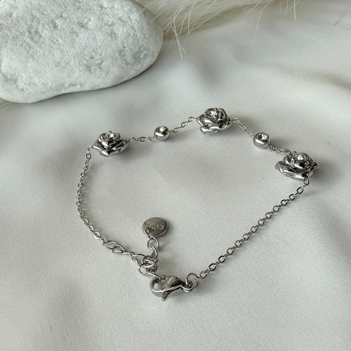 Bracciale "La Rosa Eterna": Il tuo fiore, oggi e per sempre