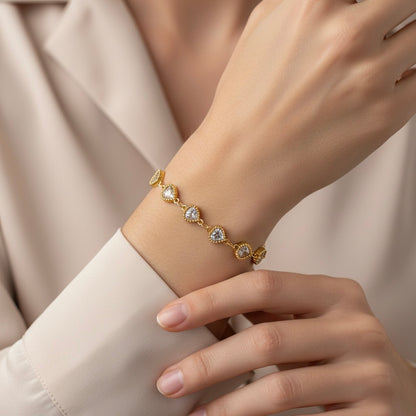 Bracciale Tennis 13 Cuori: L'Emozione che Brilla al tuo polso