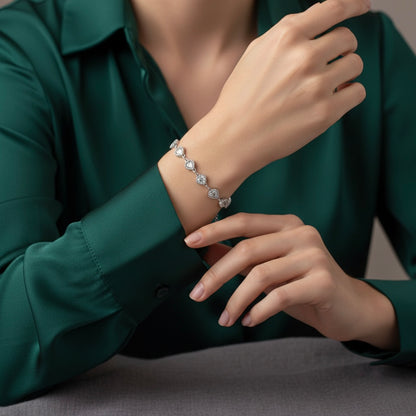 Bracciale Tennis 13 Cuori: L'Emozione che Brilla al tuo polso