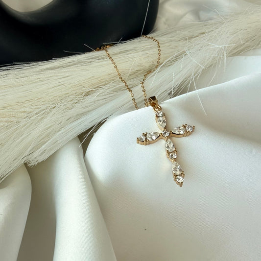 Collana Crocetta Punto Luce: L'eleganza della Fede