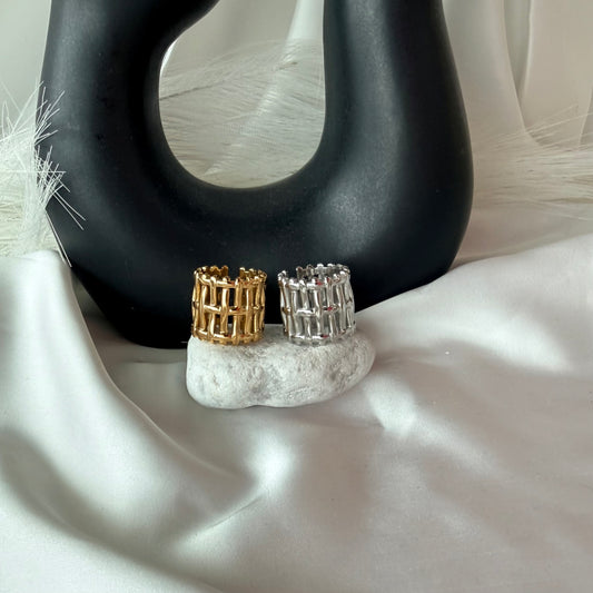 Anello Intrecciato: Trama di Libertà