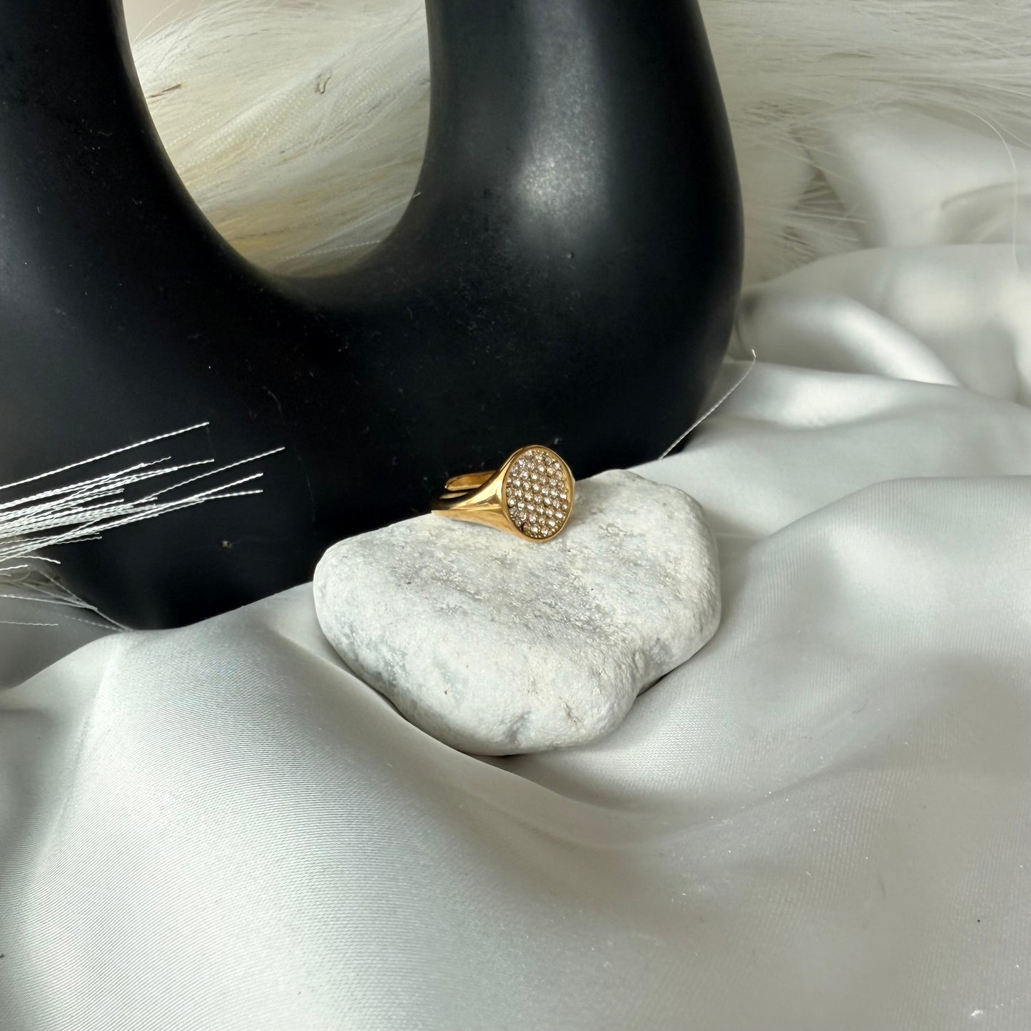 Anello Chevalier "Luce Divina": Il riflesso della tua Forza