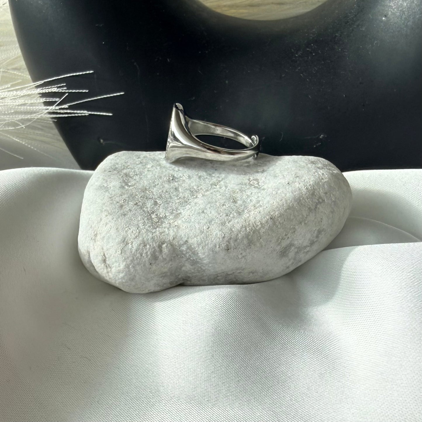 Anello Chevalier "Luce Divina": Il riflesso della tua Forza