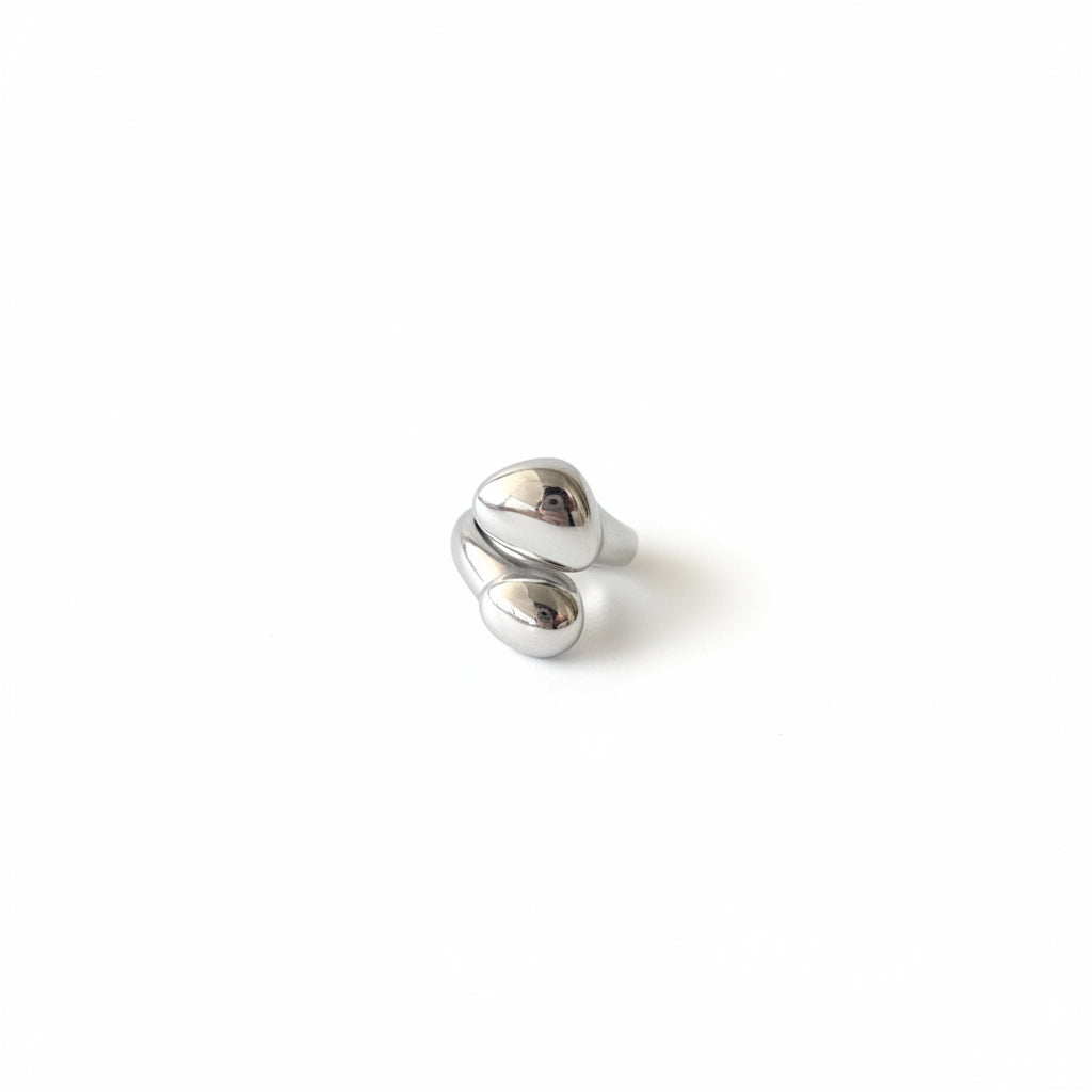 Anello Cuore di Goccia: Riflesso dell'amore