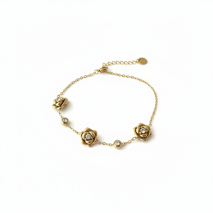 Bracciale "Rose Eterne": Il Riflesso del tuo successo