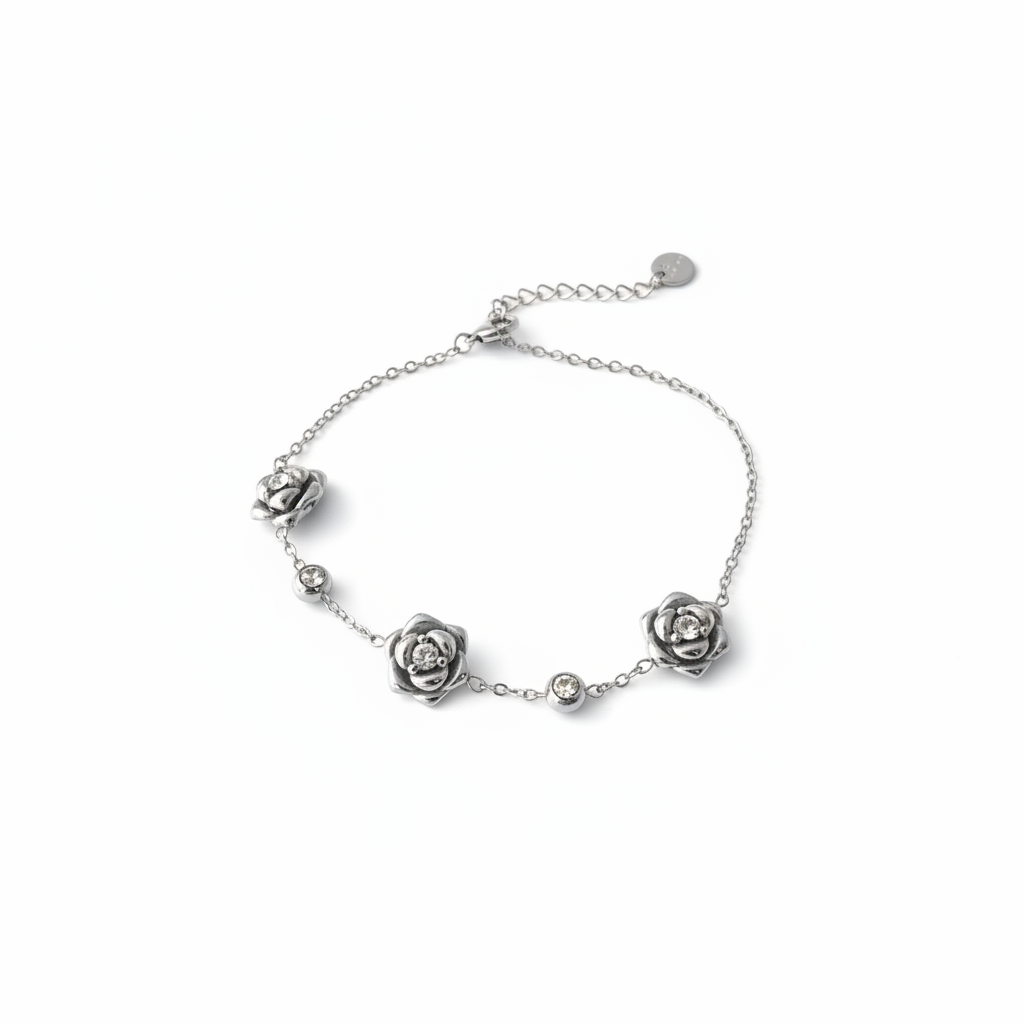 Bracciale "Rose Eterne": Il Riflesso del tuo successo