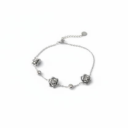 Bracciale "Rose Eterne": Il Riflesso del tuo successo
