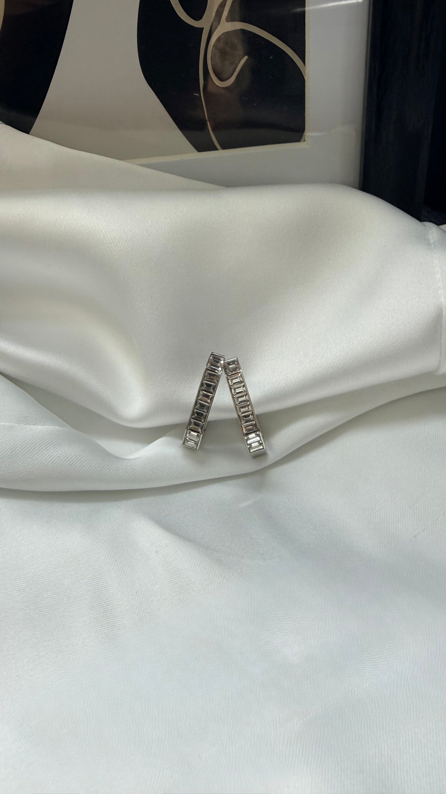 Orecchini Rettangolari Baguette: Luce Pura