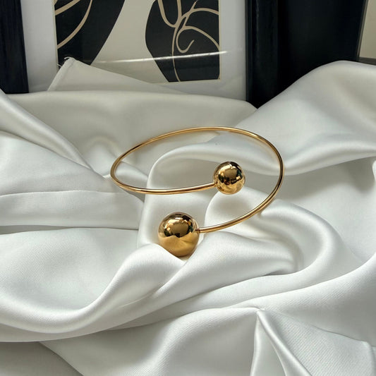 Bracciale Sfere: L’Equilibrio degli Opposti