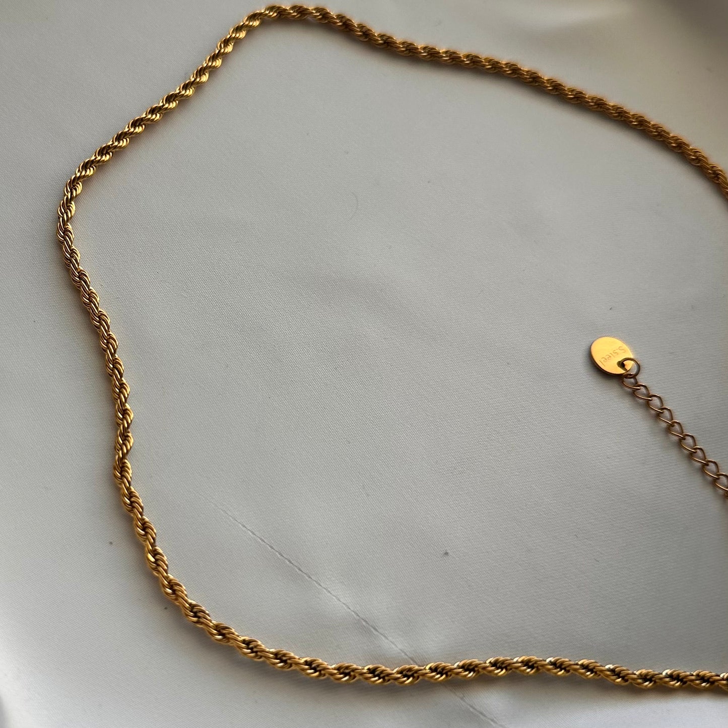 Collana Intreccio: Simbolo di Unione e  Legami