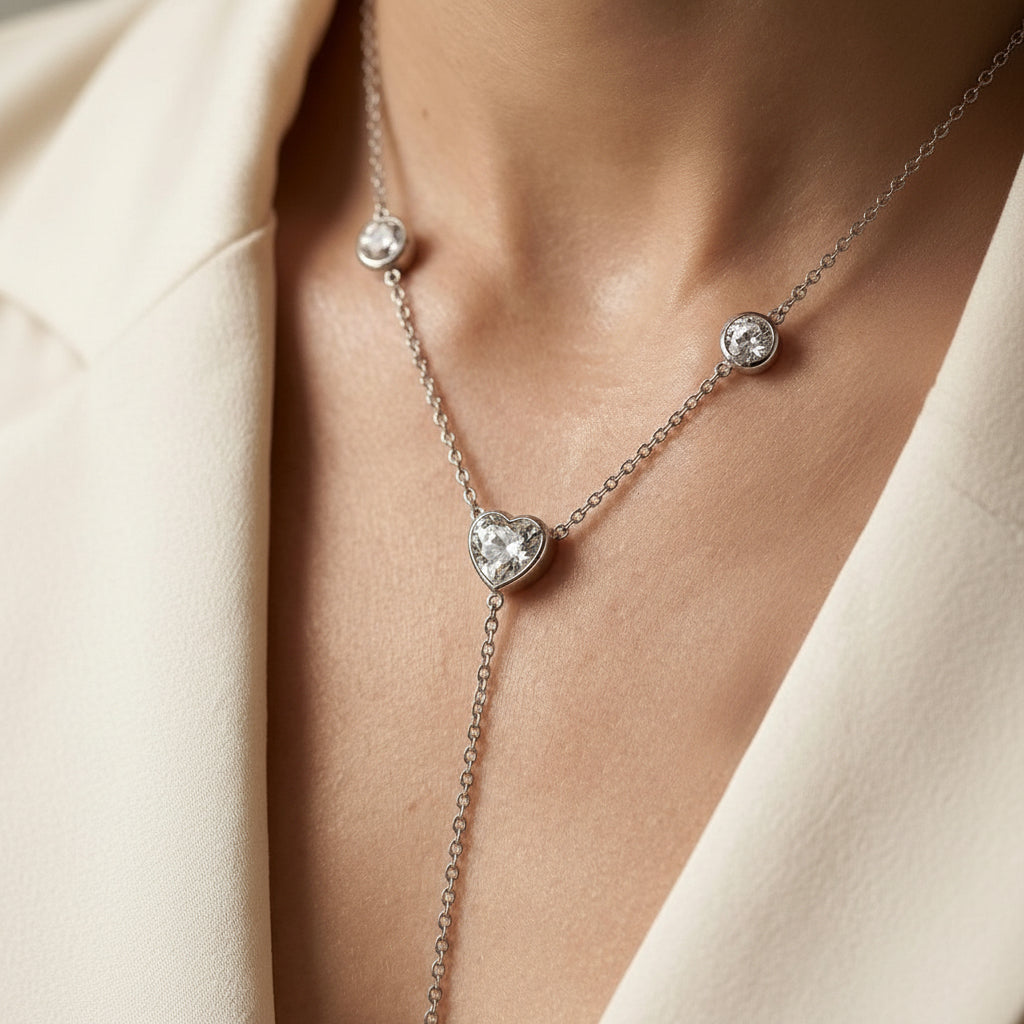 Collana Essenze: L’Amore che Traspare