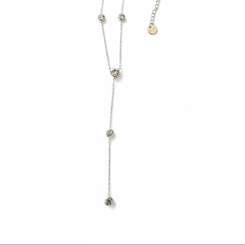 Collana Essenze: L’Amore che Traspare