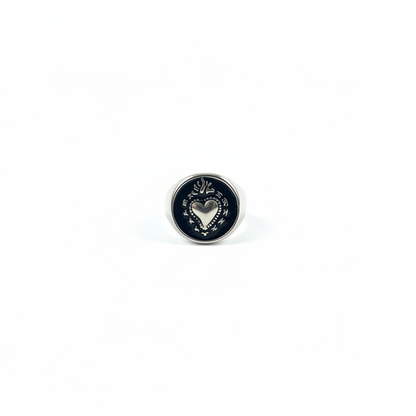Anello Chevalier Cuore Sacro: Eleganza e Autenticità