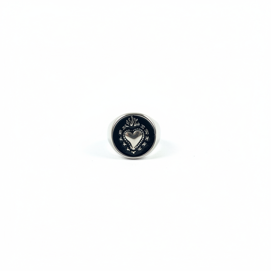 Anello Chevalier Cuore Sacro: Eleganza e Autenticità