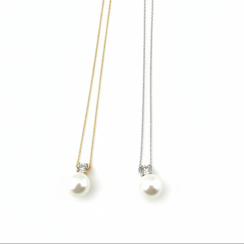 Collana/Orecchini "Luce di perla": Eleganza senza Tempo