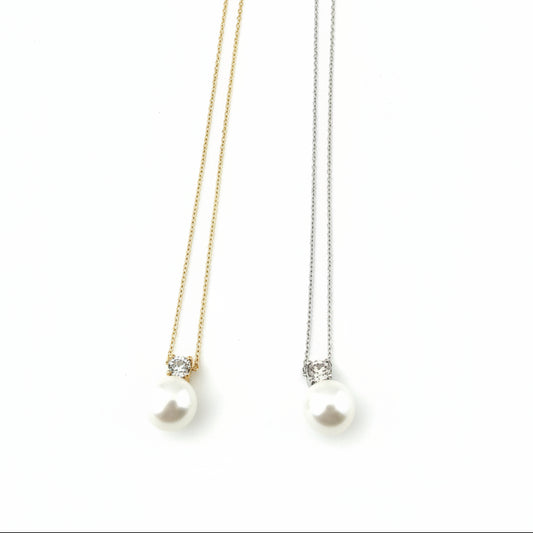 Collana/Orecchini "Luce di perla": Eleganza senza Tempo