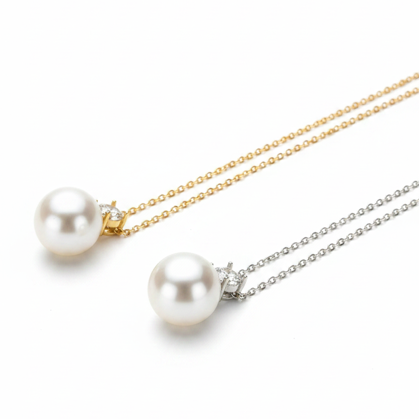 Collana/Orecchini "Luce di perla": Eleganza senza Tempo