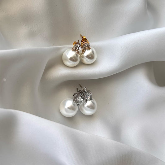 Orecchini “Luce di Perla”: Eleganza senza Tempo