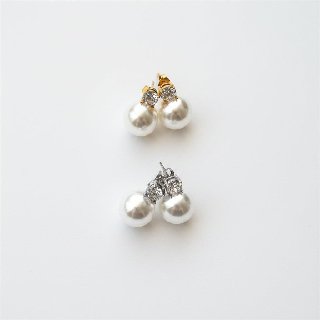 Collana/Orecchini "Luce di perla": Eleganza senza Tempo