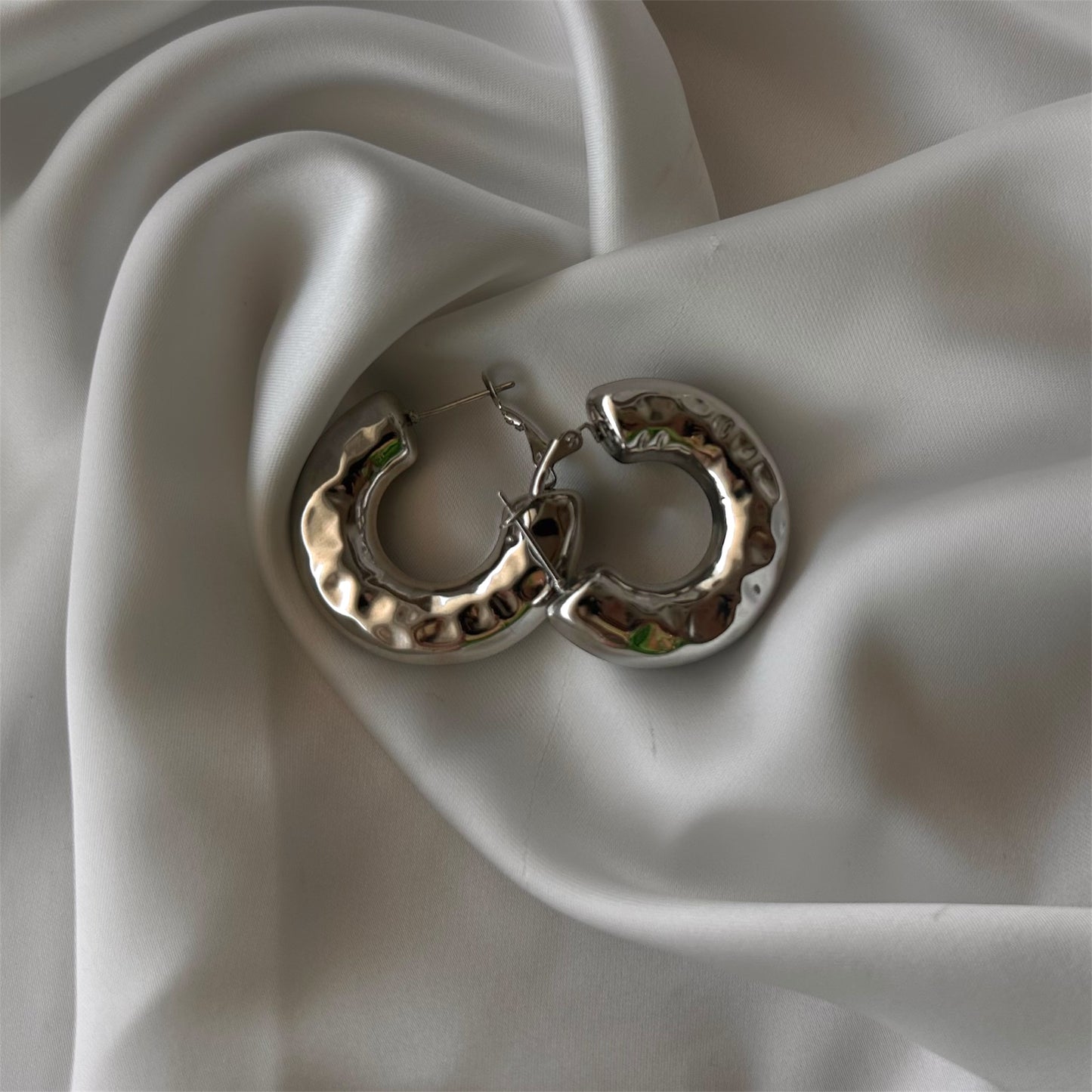 Orecchini Scultura di Luce: La tua Bellezza Unica