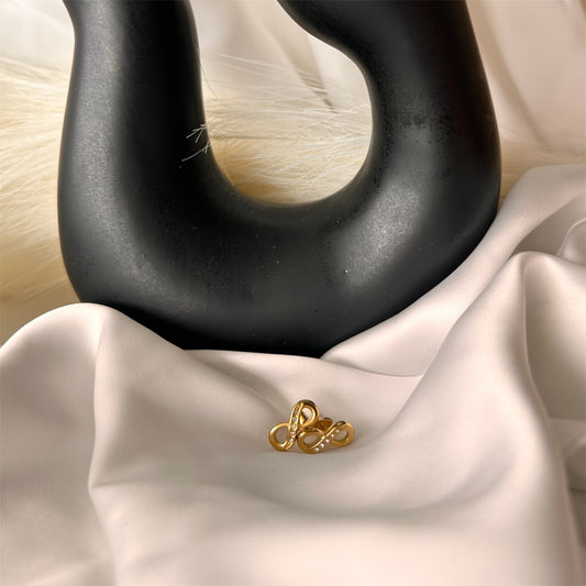 Orecchini "Infinito": Amore e Possibilità infinite