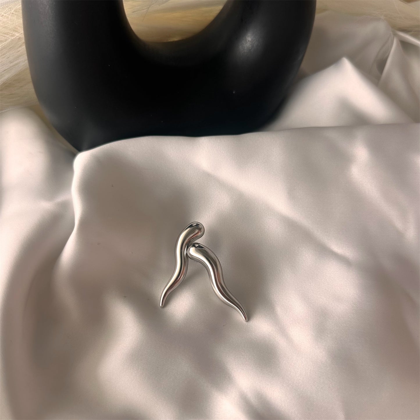 Orecchini "Corno"3D Fortuna e Prosperità