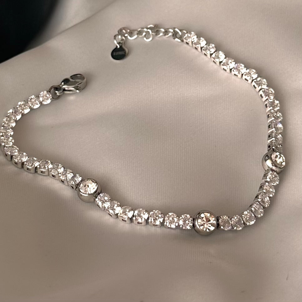 Bracciale " Tennis" Simbolo di Amore e Vittorie