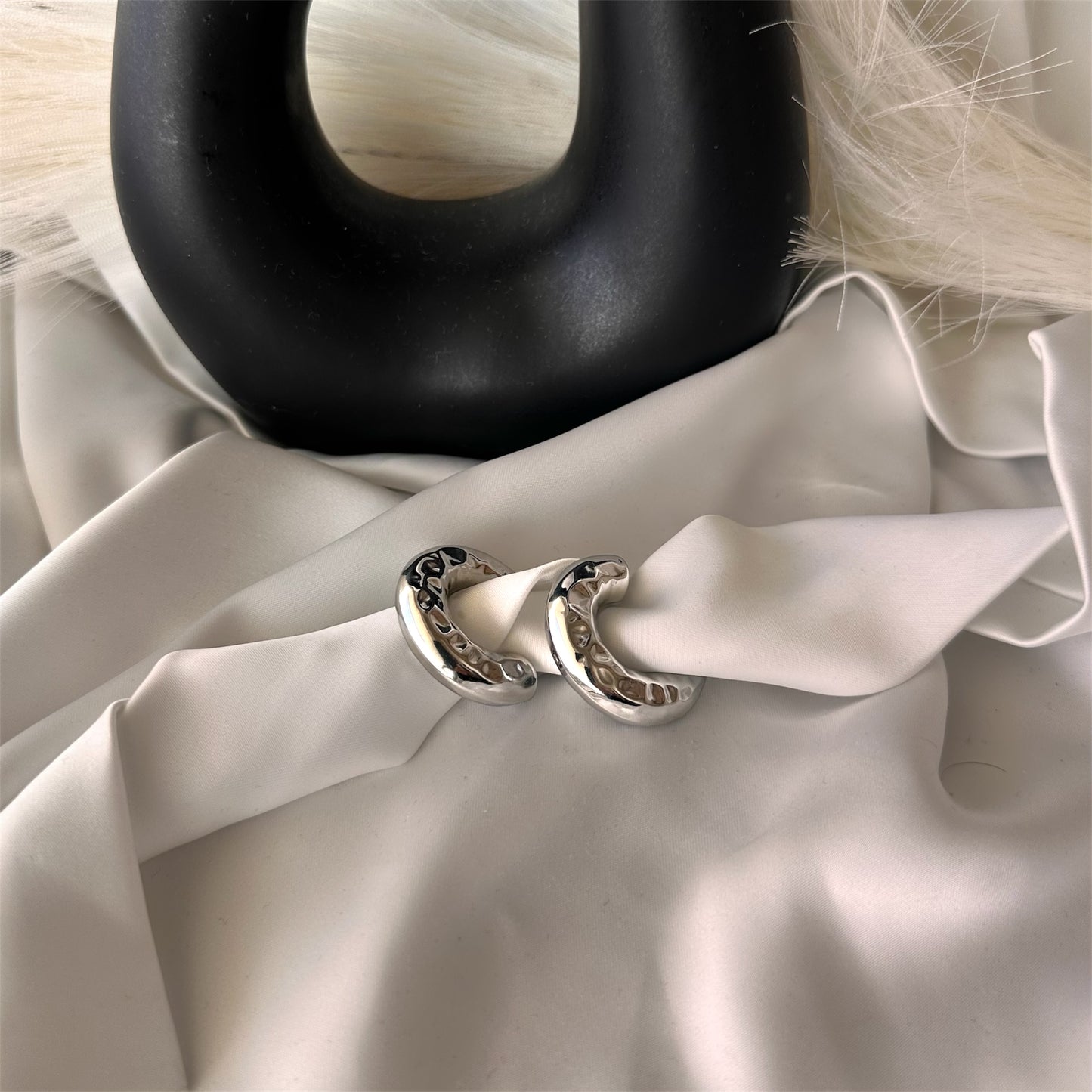 Orecchini Scultura di Luce: La tua Bellezza Unica