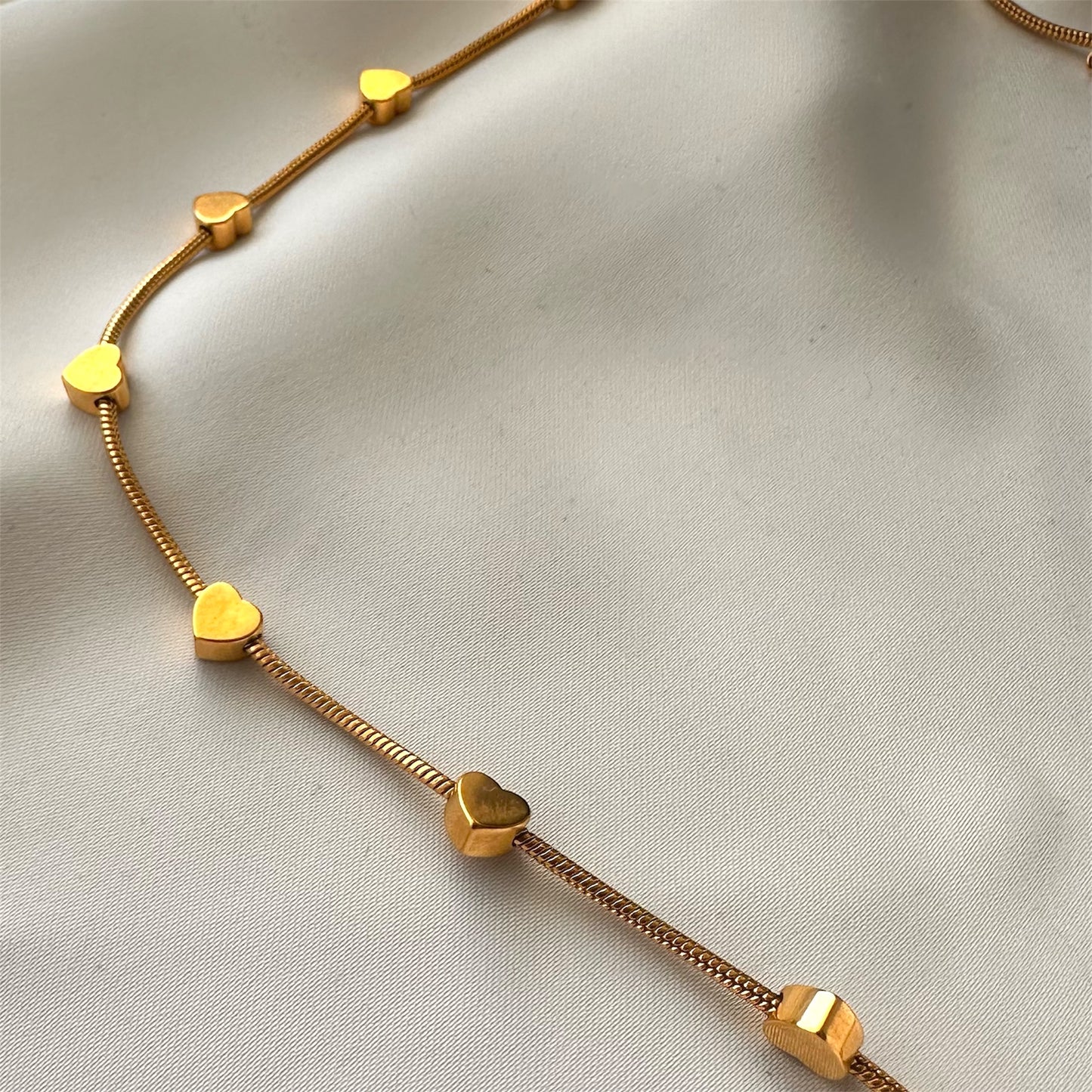 Collana Filo di Cuore: Simbolo dei tuoi Affetti