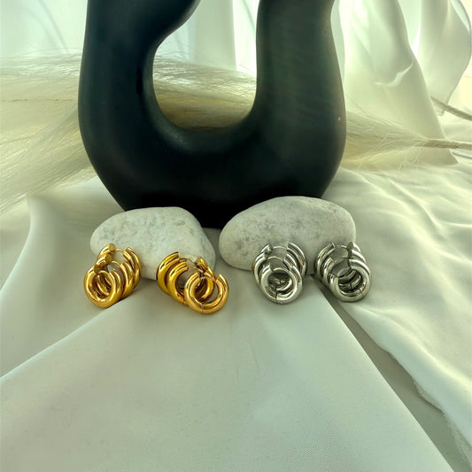 Tris Orecchini a Cerchio: Il Simbolo di Legami Eterni e Stile Senza Fine