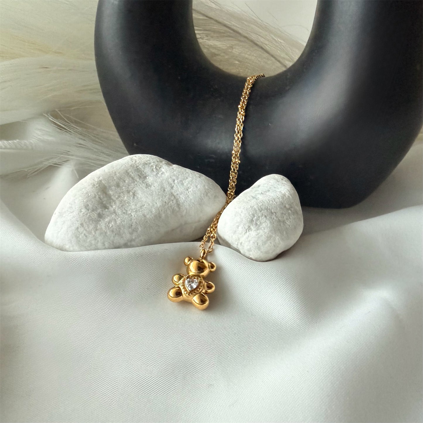 Collana Teddy Cuore: Simbolo di Amore e Tenerezza Eterna